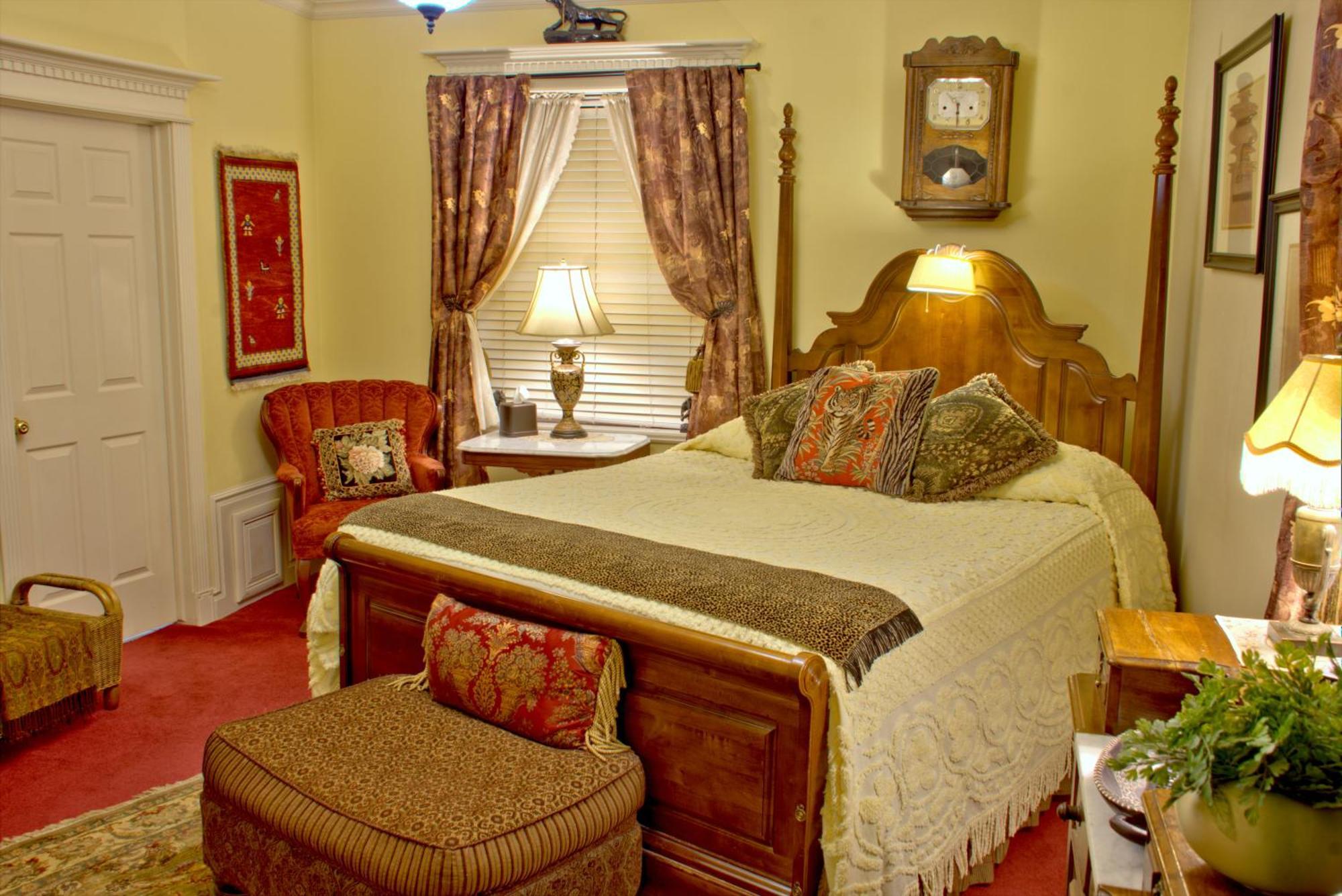 Bed & Breakfast Big Yellow